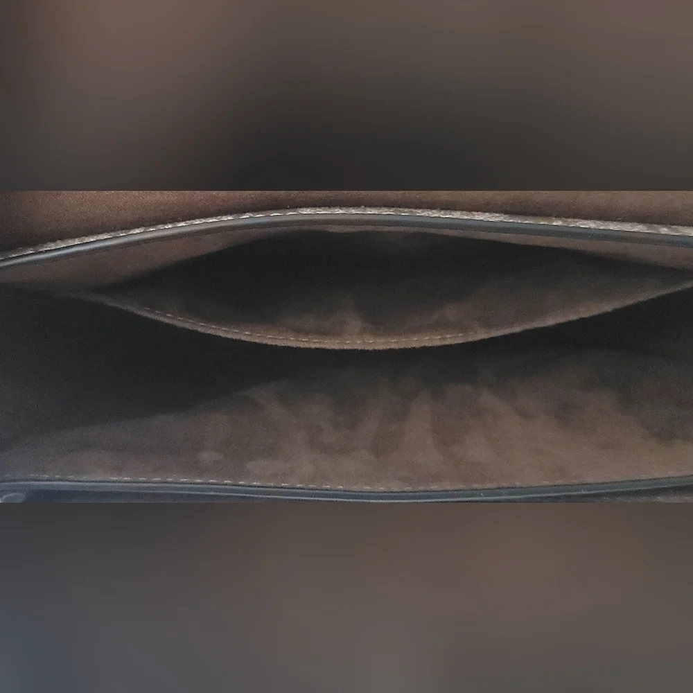 Coach Kleo Shoulder Bag 23 In Signature Canvas *L2198-C5692* BNWOT - Picture 9 of 12